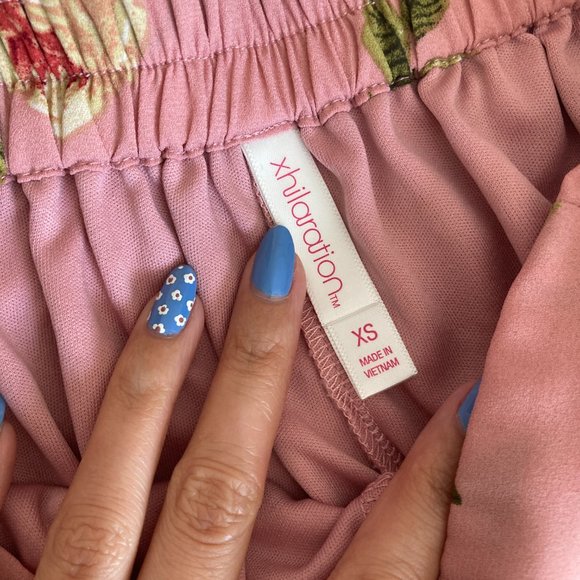 Split Hem Pink Floral Pants - Picture 4 of 4